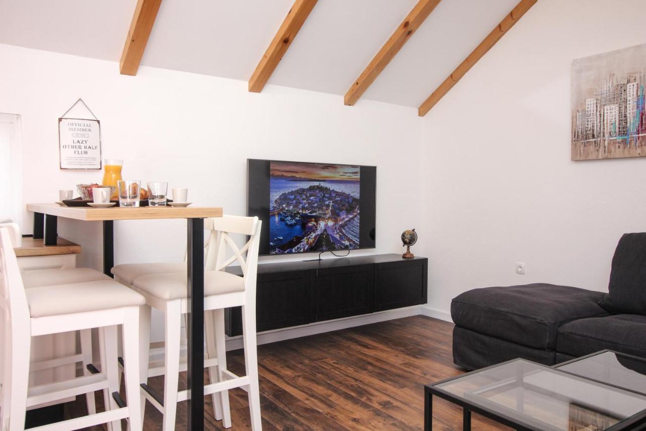 Ghetto Appartement Primošten Buitenkant foto